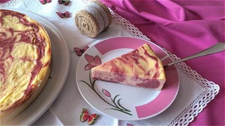 Pastel turco marmolado de yogur y mermelada de cereza Pastel turco marmolado de yogur y mermelada de cereza