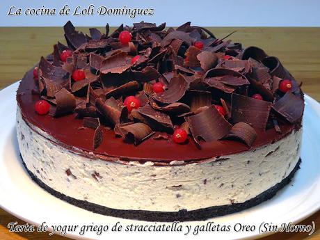 Tarta de yogur griego de stracciatella y galletas Oreo (Sin Horno)