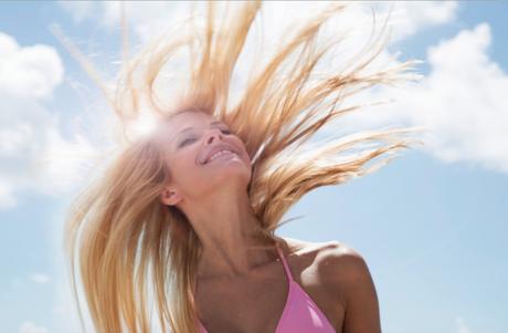 ¿Cómo podemos proteger el cabello del sol?