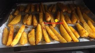 PATATAS EN GAJOS ADOBADAS AL HORNO