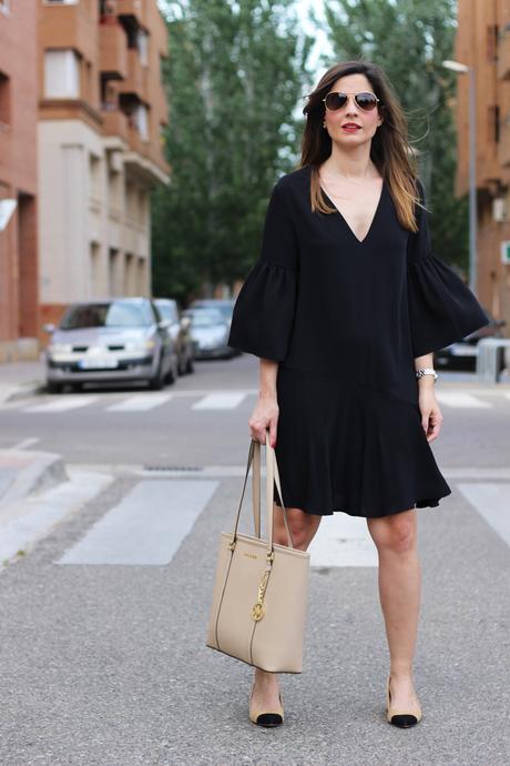 Vestidos negros en verano vestidos negros en verano 2017 con volantes