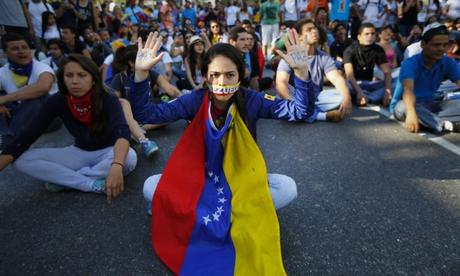 LA REBELIÓN DE LOS SERAFINES LA REBELIÓN DE LOS SERAFINES