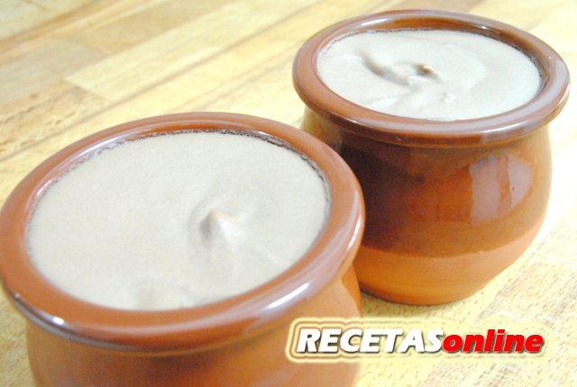 Mousse de chocolate fácil - Recetas de cocina RECETASonline Mousse de chocolate fácil - Recetas de cocina RECETASonline