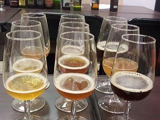 CERVEZAS ARTESANAS DE LA COMUNIDAD VALENCIANA CERVEZAS ARTESANAS DE LA COMUNIDAD VALENCIANA