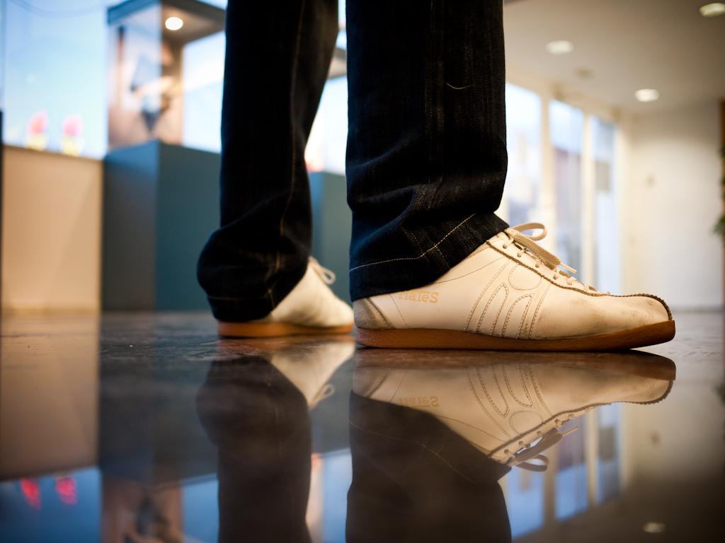 El martes cacé unas MaTeS en mi exposición de zapatibambolas El martes cacé unas MaTeS en mi exposición de zapatibambolas