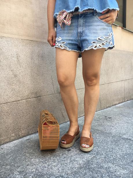 DOUBLE DENIM + STRAW HAT.- DOUBLE DENIM + STRAW HAT.-