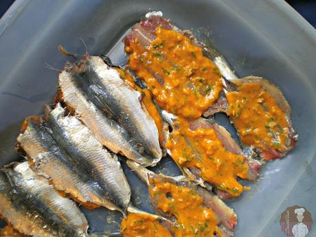 Sardinas o boquerones en Charmoula