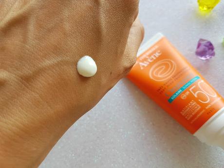 Cómo cuidar la Piel Grasa También en Verano: Cleanance de Avène