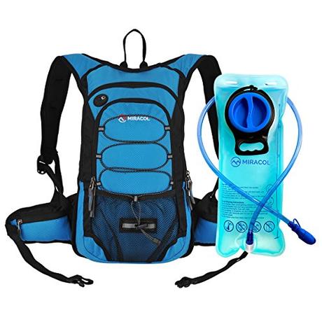 Síntomas que indican que estamos sufriendo un golpe de calor Miracol hidratación mochila con 2L agua vejiga - térmica aislamiento Pack mantiene líquido fresco hasta 4 horas – múltiples almacenamiento compartimiento – mejor engranaje al aire libre para correr, senderismo, ciclismo y mucho más