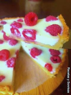 KUCHEN  CHILENA CON FRAMBUESAS