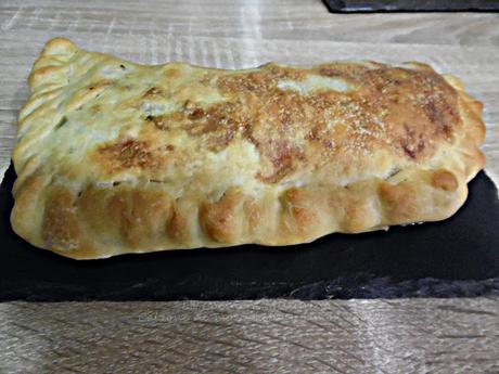 Calzone de Mozzarella y jamón cocido