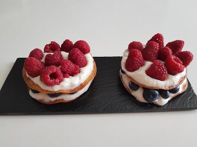 MILHOJAS FÁCIL DE FRUTOS ROJOS MILHOJAS FÁCIL DE FRUTOS ROJOS