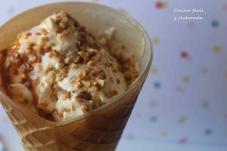 HELADO DE VAINILLA Y CARAMELO HELADO DE VAINILLA Y CARAMELO