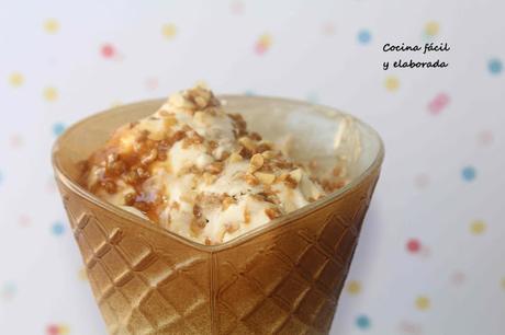 HELADO DE VAINILLA Y CARAMELO HELADO DE VAINILLA Y CARAMELO