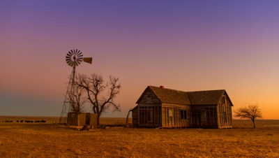 ...A MERCED DE SU VIENTO. ...A MERCED DE SU VIENTO.
