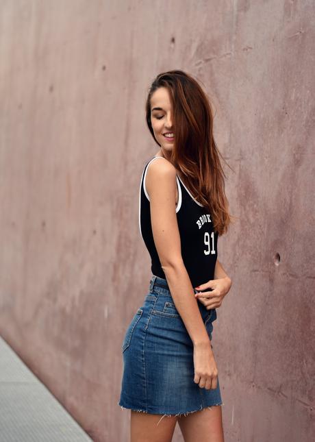 BODY Y FALDA DENIM