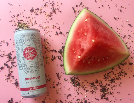 La bebida healthy del verano. Infusión gourmet de té, stevia y fruta maktea sabor sandia