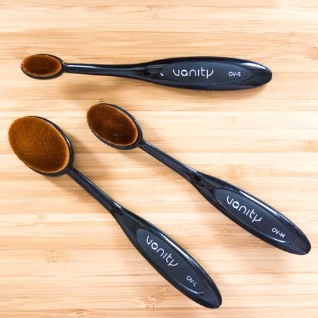 ¿Brochas-cepillo? | THE OVAL BRUSH Vanity Tools