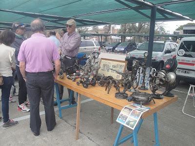 Exposición solidaria en Carrefour Bella Vista