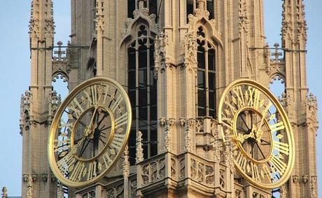 Catedral De Amberes en Bélgica. El Arte Gótico En Su Máxima Expresión