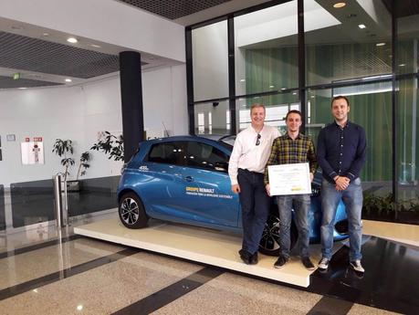 Premio Renault movilidad sostenible integrantes Parkifast