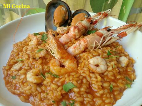 ARROZ MELOSO CON CIGALAS, GAMBAS, MEJILLONES Y LANGOSTINOS DE MALAGA