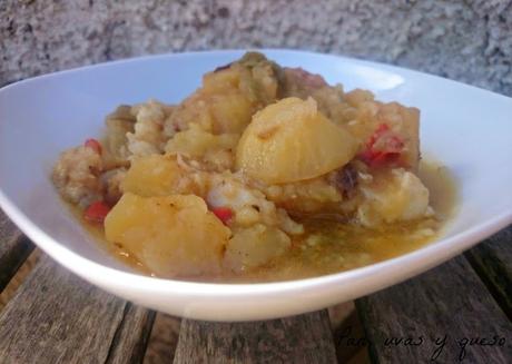 Patatas guisadas con bacalao (tradicional o Crock-Pot)