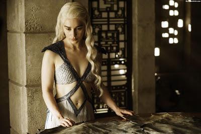 Emilia Clarke habla del machismo de Hollywood