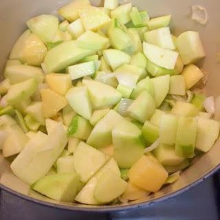 CREMA DE MANZANA Y APIO CREMA DE MANZANA Y APIO