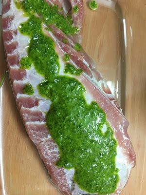 Ventresca De Atún Con Pesto De Perejil Y Pistachos