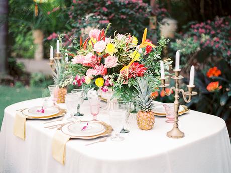 Wedding Inspiration: decoraciones tropicales para bodas de verano