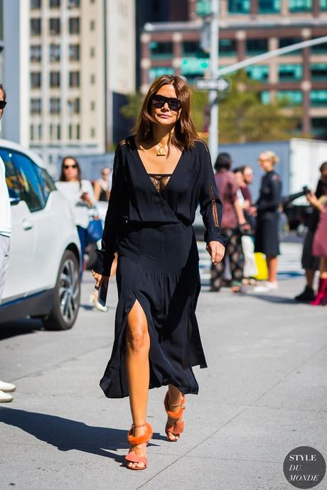 Vestidos largos de verano: 9 looks innovadores del streetstyle