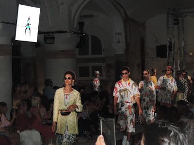 080 Bcn Fashion Junio 2017: Desfile Krizia Robustella