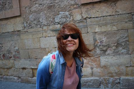 You are unique, love yourself! blogger, body positive,smile, gafas de sol, sunglasses,