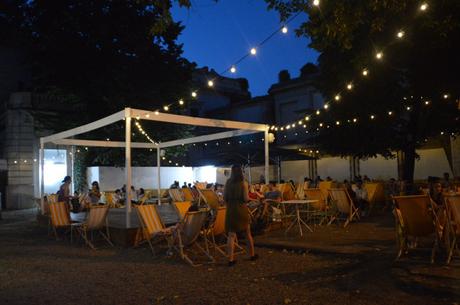 Tres calurosos días en Bucarest – Three hot days in Bucharest Tres calurosos días en Bucarest – Three hot days in Bucharest