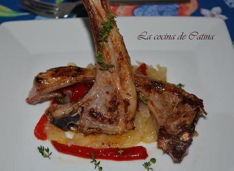 Chuletas de cordero encebolladas Chuletas de cordero encebolladas