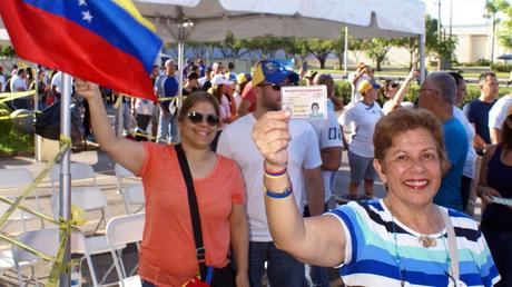 Venezuela define hoy su camino en plebiscito Venezuela define hoy su camino en plebiscito