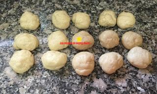 ANDALUZAS RELLENAS DE CREMA PASTELERA ANDALUZAS RELLENAS DE CREMA PASTELERA