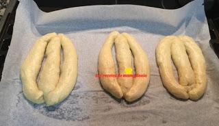 ANDALUZAS RELLENAS DE CREMA PASTELERA ANDALUZAS RELLENAS DE CREMA PASTELERA