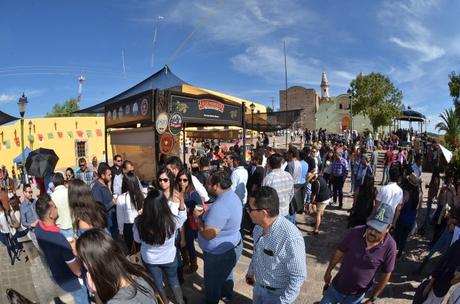 Todo un éxito el primer Festival de la Cerveza en Bocas