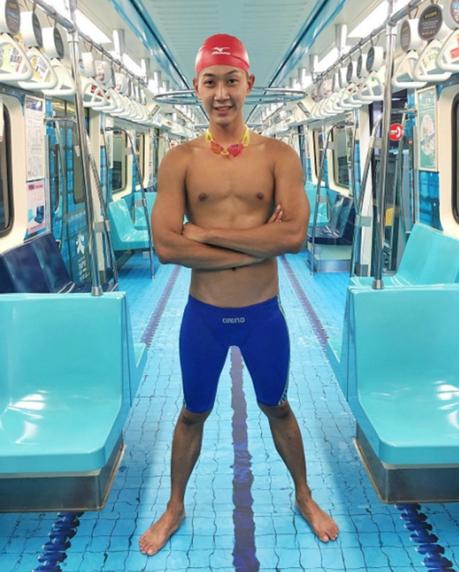 Transforman los vagones de un metro de Taiwán en una piscina para los Juegos Universitarios 2017