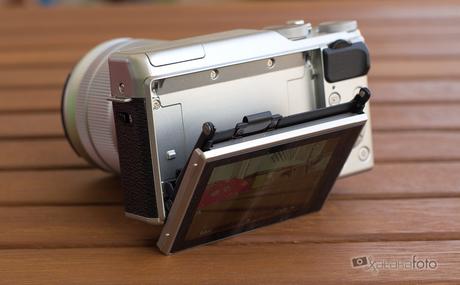 Fujifilm X-A10, análisis: sencilla y modesta para iniciarse en el mundo de las mirrorless Fujifilm X A10