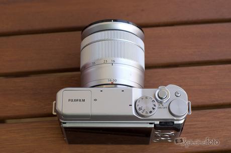 Fujifilm X-A10, análisis: sencilla y modesta para iniciarse en el mundo de las mirrorless Fujifilm X A10