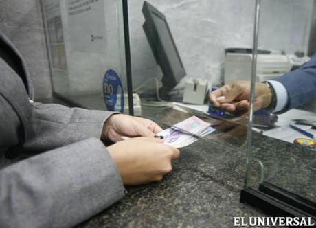 Captaciones de la banca subieron 345% en un año