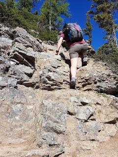 SENDERISMO EN LAKE LOUISE: DEVIL’S THUMB 2466 m