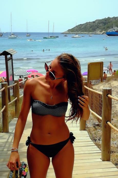 Bikini plateado en Ses Salines Ibiza