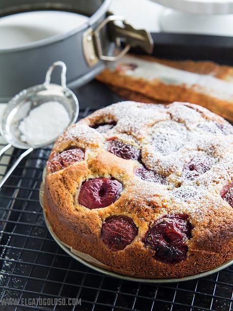 Torta de ciruelas (la más fácil del mundo) en un solo recipiente