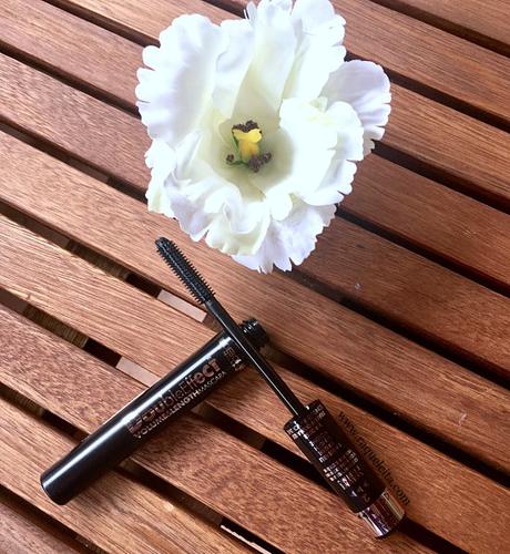 Hanami Flower la Colección de Maquillaje de Deborah Milano para este Verano