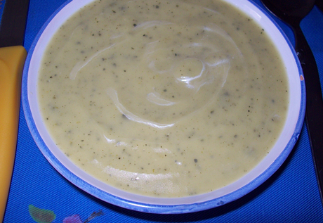 Como hacer una crema de calabacín sencilla y rápida Como hacer una crema de calabacín sencilla y rápida