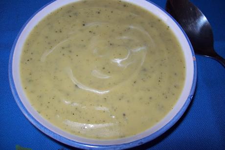 Como hacer una crema de calabacín sencilla y rápida Como hacer una crema de calabacín sencilla y rápida